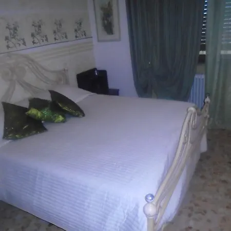 Bed & Breakfast Tropical Bed&Breakfast 3*